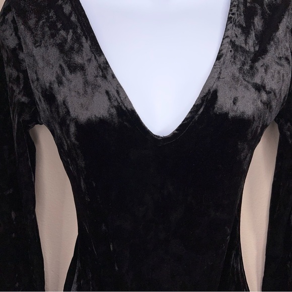 SMALL DIVIDED BLACK VELVET BODYSUIT LONG SLEEVE VNECK GOTH - Picture 5 of 12